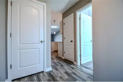 8196 Cherry Birch Drive, Tipp City, OH 45371 - Photo 9