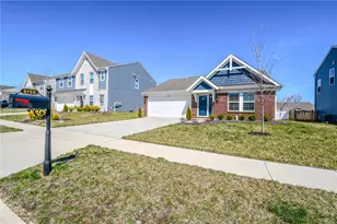 8196 Cherry Birch Dr, Tipp City, OH 45371 - Photo 3