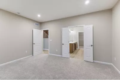 2572 Golden Leaf, Beavercreek, OH 45431 - Photo 13
