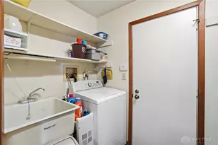 1565 Kingsway Dr, Beavercreek Twp, OH 45385 - Photo 17