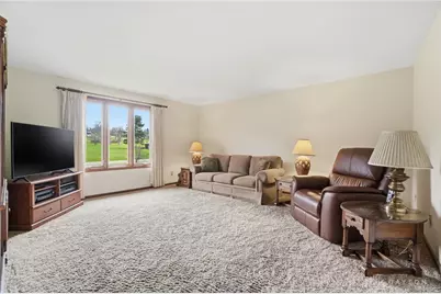 1565 Kingsway Drive, Beavercreek Twp, OH 45385 - Photo 3