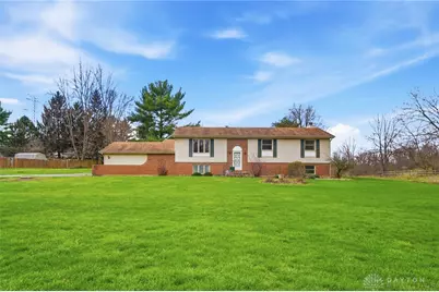 1565 Kingsway Drive, Beavercreek Twp, OH 45385 - Photo 9