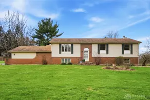 1565 Kingsway Dr, Beavercreek Twp, OH 45385 - Photo 7