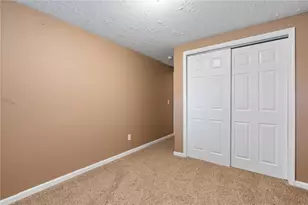 885 Hook Rd, Xenia Twp, OH 45385 - Photo 17