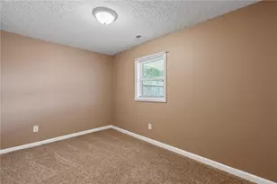 885 Hook Rd, Xenia Twp, OH 45385 - Photo 19