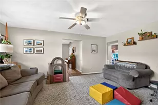 8734 Shadycreek Dr, Centerville, OH 45458 - Photo 7