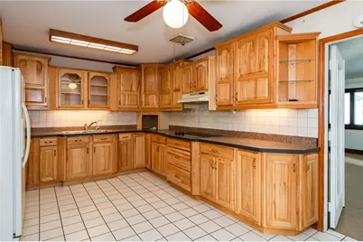 2018 Rockdell Drive, Fairborn, OH 45324 - Photo 9
