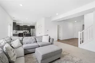 105 Clemmons Ct, Union, OH 45322 - Photo 9