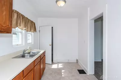 28 N Trenton Street, Dayton, OH 45417 - Photo 11