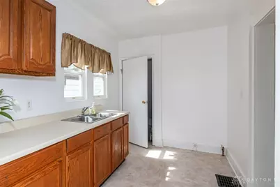28 N Trenton Street, Dayton, OH 45417 - Photo 15