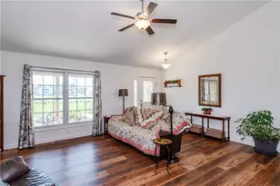 364 W Krepps Rd, Xenia Twp, OH 45385 - Photo 9