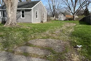 150 Dalton Ave, Carlisle, OH 45005 - Photo 3