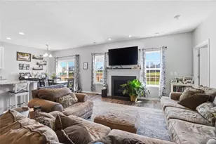 1215 Driftwood Dr, Fairborn, OH 45324 - Photo 13