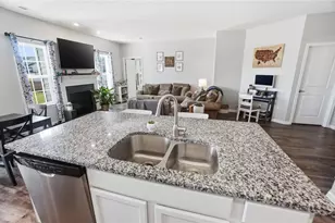 1215 Driftwood Dr, Fairborn, OH 45324 - Photo 25