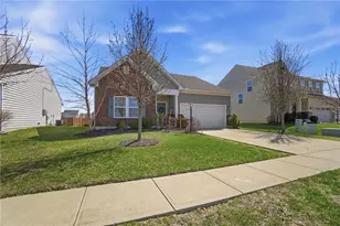 1215 Driftwood Dr, Fairborn, OH 45324 - Photo 3