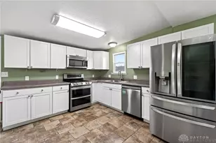 1577 W 2nd St, Xenia, OH 45385 - Photo 17