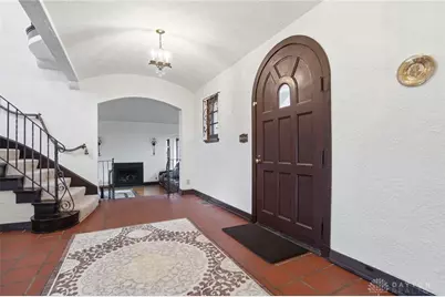 25 W Thruston Boulevard, Oakwood, OH 45419 - Photo 17