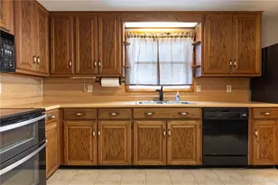 5235 W Ridgewood Rd, Moorefield Twp, OH 45503 - Photo 9