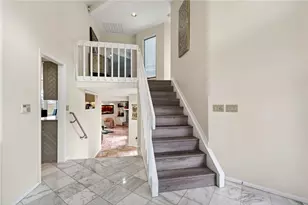 6425 Woodacre Ct, Clayton, OH 45322 - Photo 9