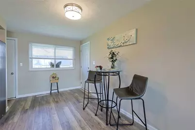 5595 Shady Oak Street, Huber Heights, OH 45424 - Photo 11