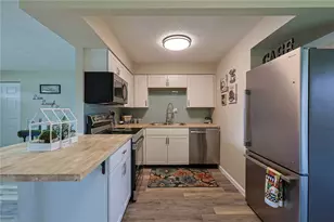 5595 Shady Oak St, Huber Heights, OH 45424 - Photo 13