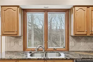 1091 Quiet Brook Trail, Washington Twp, OH 45458 - Photo 15