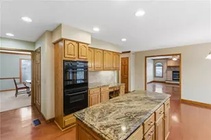 1091 Quiet Brook Trail, Washington Twp, OH 45458 - Photo 13