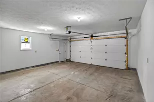 111 W Greenview Dr, Dayton, OH 45415 - Photo 39