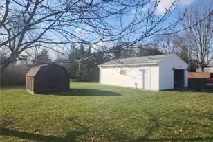 6121 Freeport Dr, Clayton, OH 45415 - Photo 7