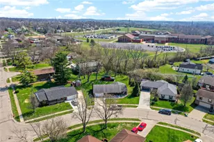 1236 Nassau Dr, Miamisburg, OH 45342 - Photo 51