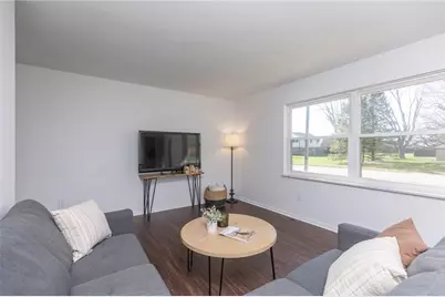 7657 Belle Plain Drive, Huber Heights, OH 45424 - Photo 11