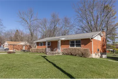 7657 Belle Plain Drive, Huber Heights, OH 45424 - Photo 3