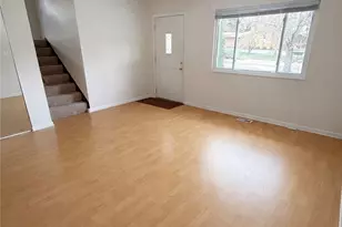 396 Towncrest Dr, Beavercreek, OH 45434 - Photo 3