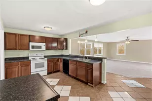 2472 Staunton-Sugar Grove Rd, Washington Court House, OH 43160 - Photo 9