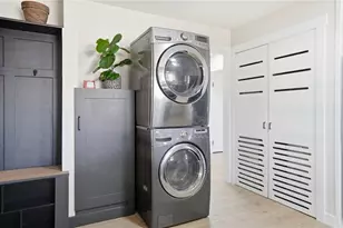 804 Hollendale Dr, Kettering, OH 45429 - Photo 9