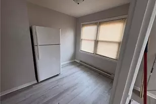 245 Valleyview Dr, Dayton, OH 45405 - Photo 13