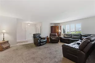 5825 Terrace Park Dr, Washington Twp, OH 45429 - Photo 13