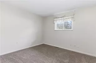 5825 Terrace Park Dr, Washington Twp, OH 45429 - Photo 27