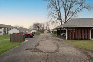 7627 Essington Cir, Washington Twp, OH 45459 - Photo 47