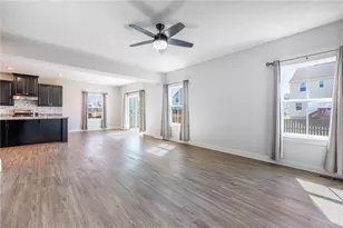 1040 Baywood Dr, Fairborn, OH 45324 - Photo 7