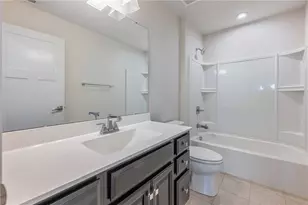 1040 Baywood Dr, Fairborn, OH 45324 - Photo 25