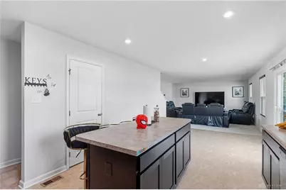 166 Chesapeake Circle, Springfield, OH 45505 - Photo 11