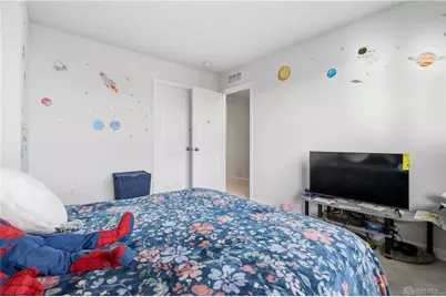 166 Chesapeake Circle, Springfield, OH 45505 - Photo 5