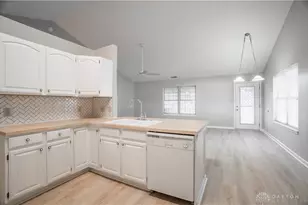 216 Jay Rd, Englewood, OH 45322 - Photo 9