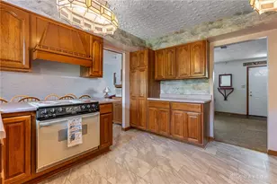 6915 Salem Ave, Clayton, OH 45315 - Photo 9