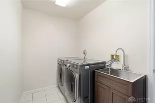 2275 Bluewing Dr, Beavercreek, OH 45431 - Photo 21