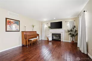 2275 Bluewing Dr, Beavercreek, OH 45431 - Photo 17