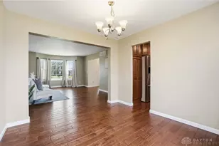 2275 Bluewing Dr, Beavercreek, OH 45431 - Photo 9