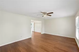 6920 Eastpoint Ct, Washington Twp, OH 45459 - Photo 7