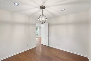 6920 Eastpoint Ct, Washington Twp, OH 45459 - Photo 9